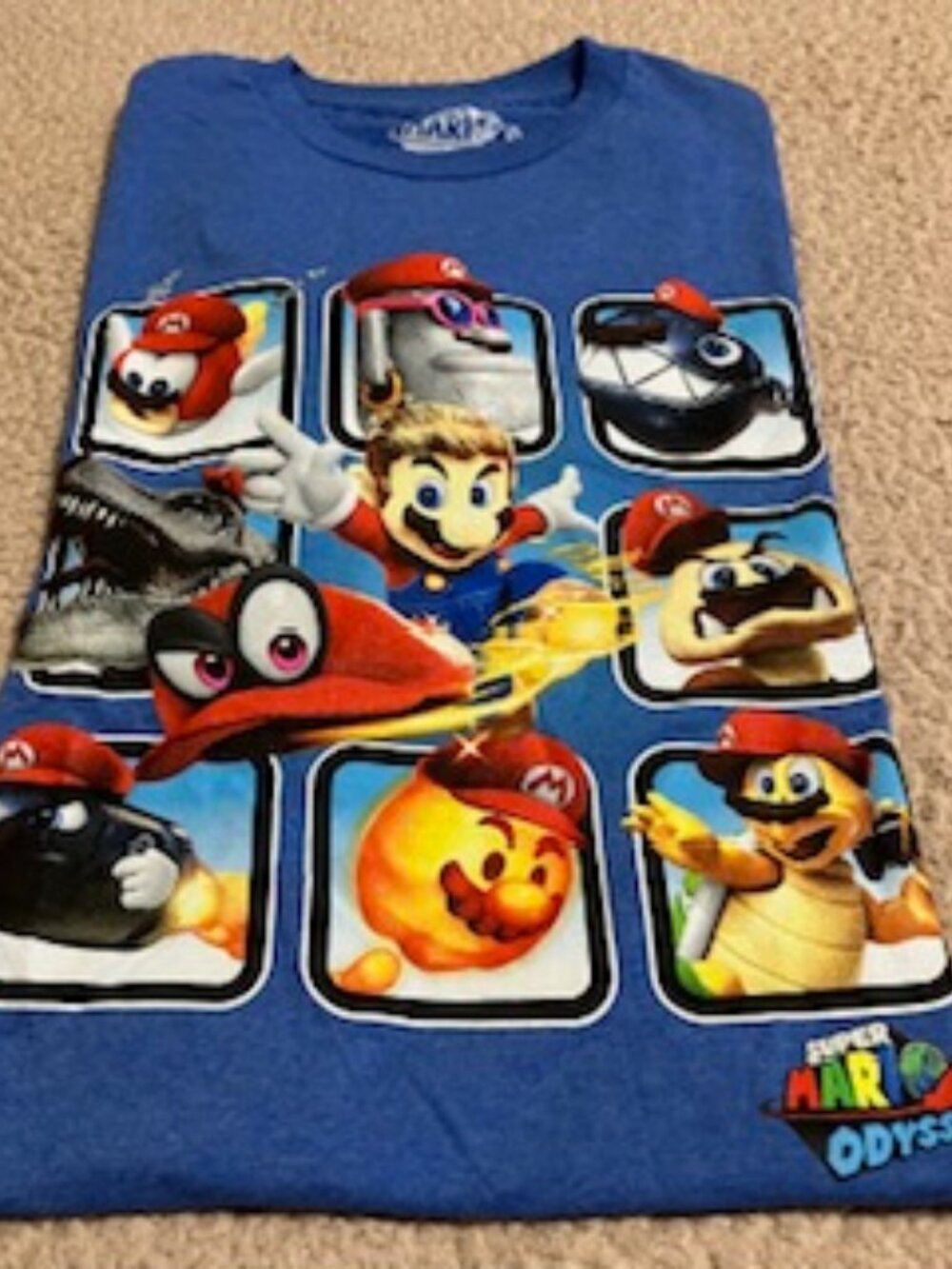 Super Mario Odyssey T-Shirt  Size M